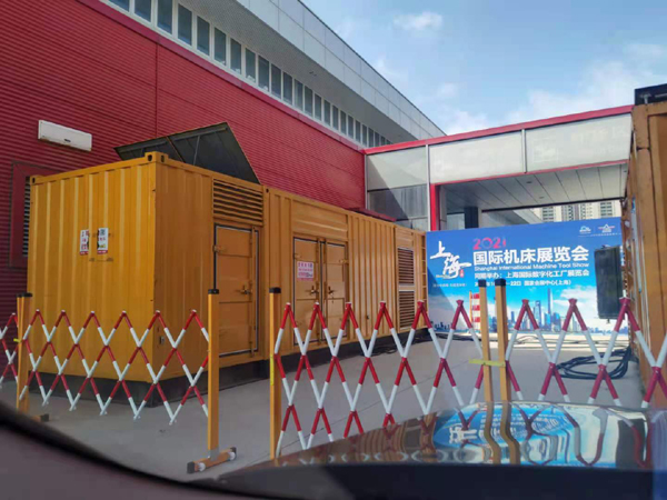 阜南发电车出租-发电机无电压或电压太低怎么办?