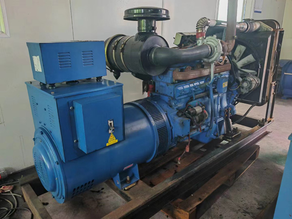 阜南100kW柴油发电机组使用多级机油有哪些优缺点？